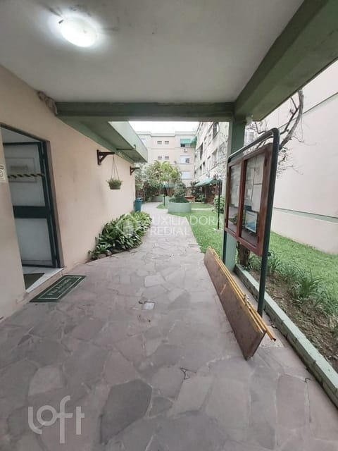 Image 1 - 230186